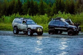 off-road cars Polar Urals